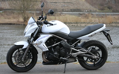 Kawasaki ER-6n (unbeschränkt)